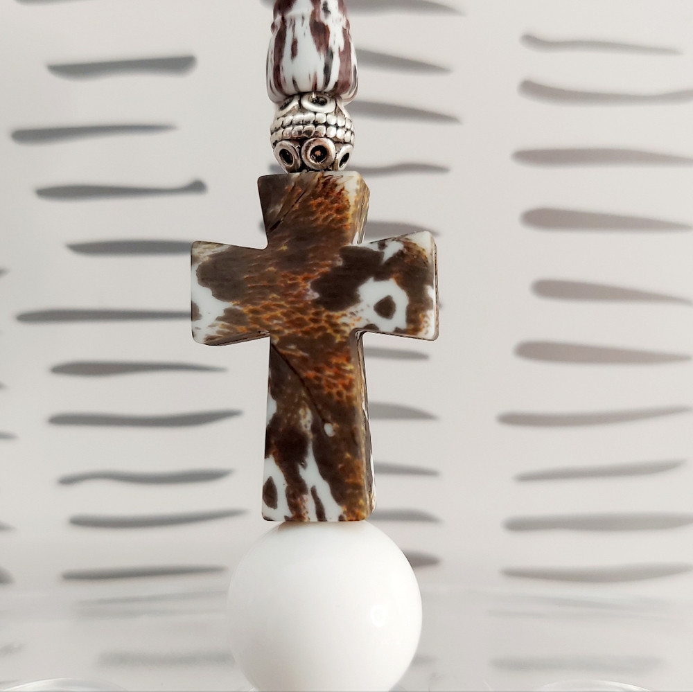 Handcrafted Cow Hide Pen withCow Hide Cross